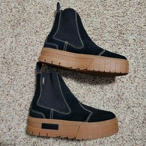 Puma Chelsea boots